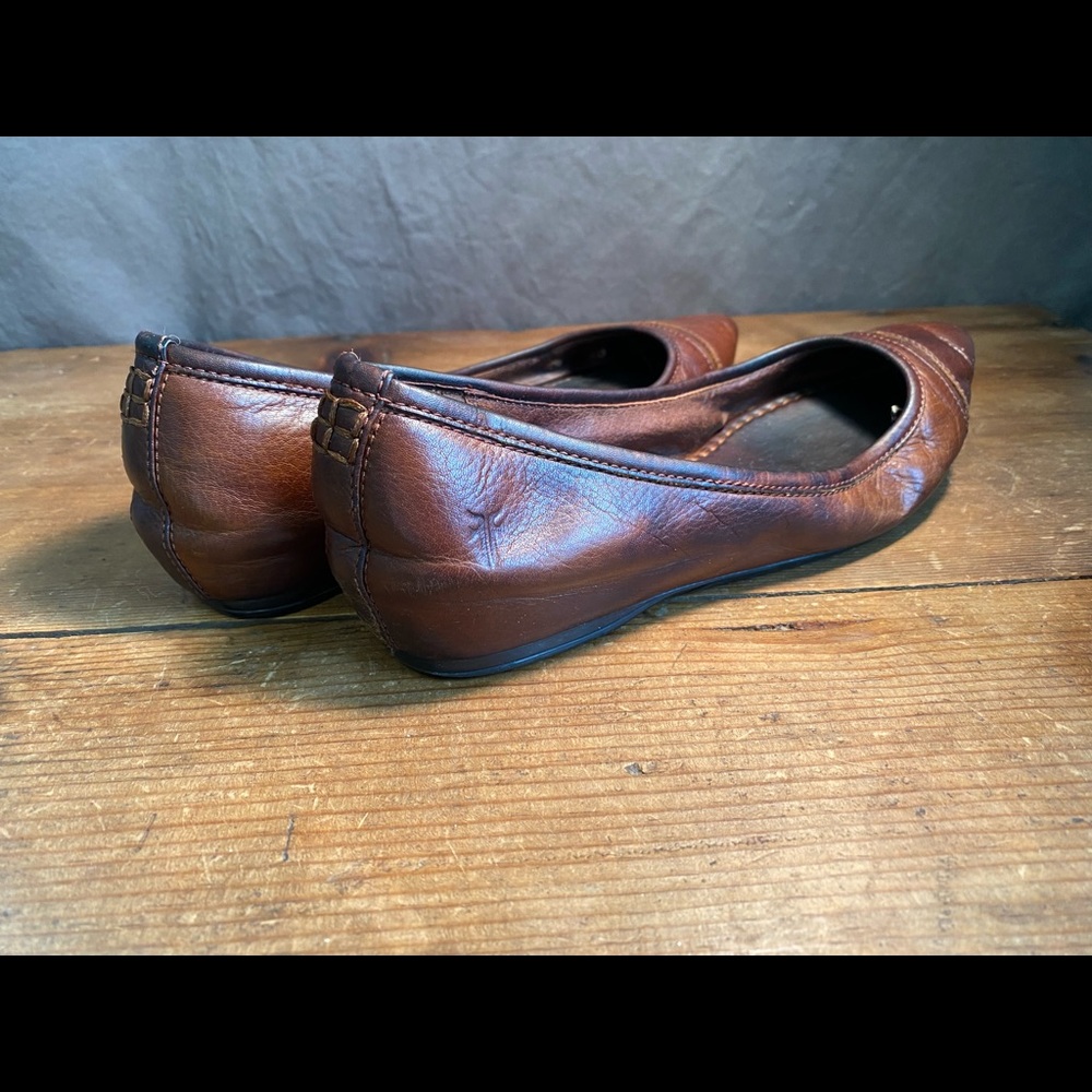 Frye flats - Alicia